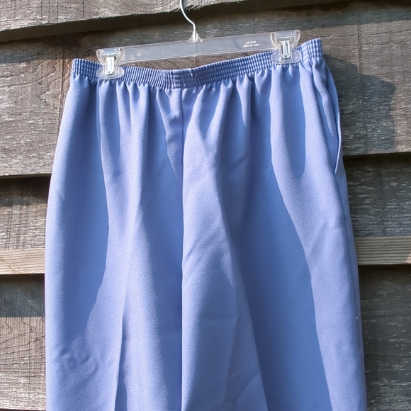 Alfred Dunner Womens 12 Pants Pull On Elastic Waist Slant Pockets Lilac - Picture 6 of 11